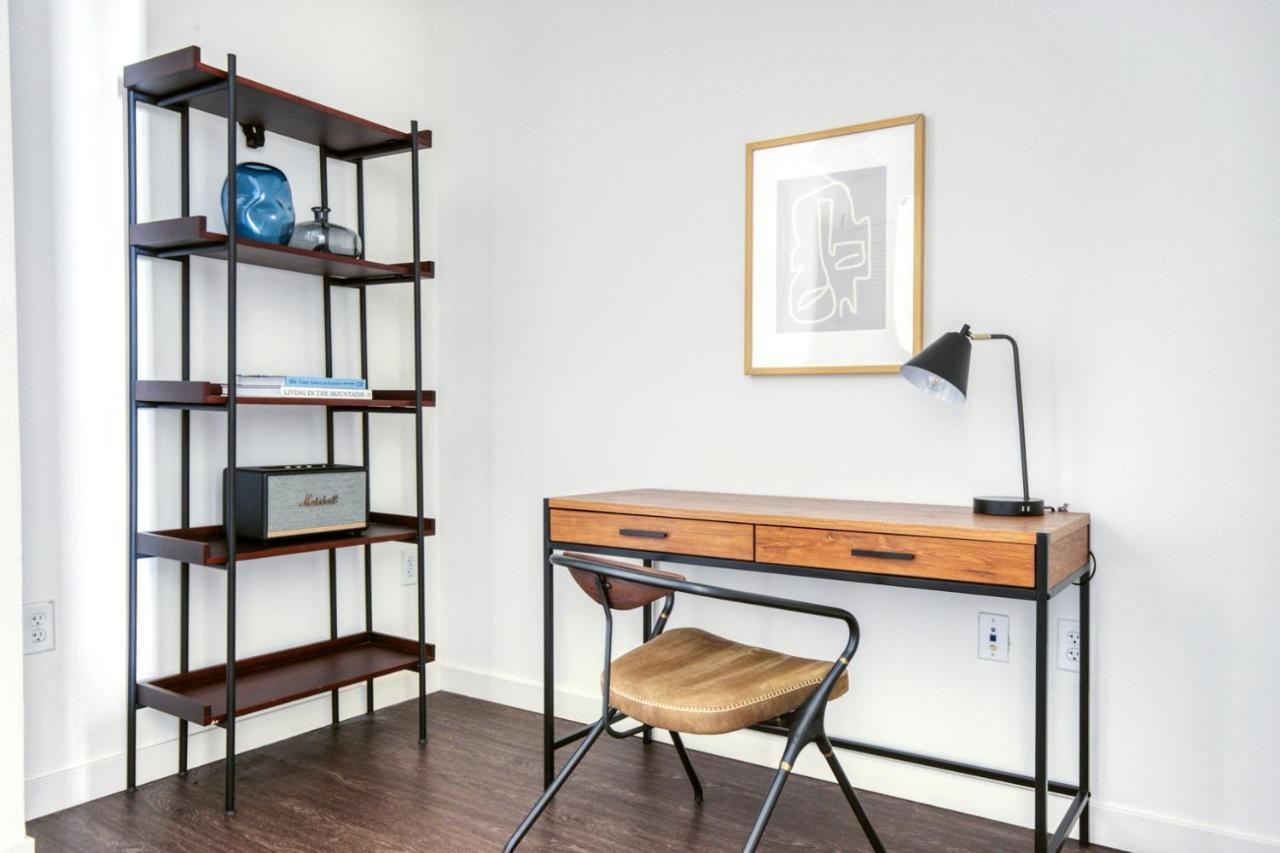 Apartment Downtown 1br W Pool Gym Lounge Nr 110 Lax-1011