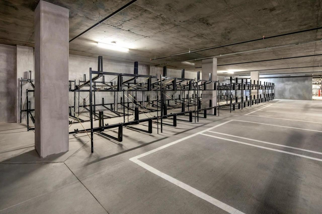 Apartment Downtown 1br W Pool Gym Lounge Nr 110 Lax-1011 *