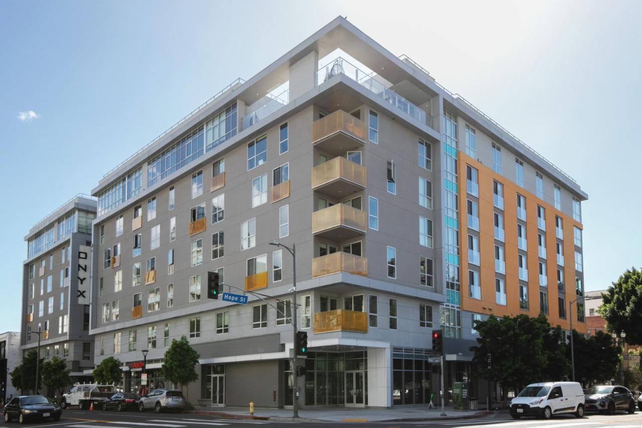 Downtown 1br W Pool Gym Lounge Nr 110 Lax-1011 Apartment